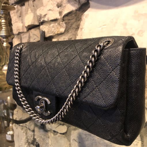 CHANEL Caviar Flap Bag 3
