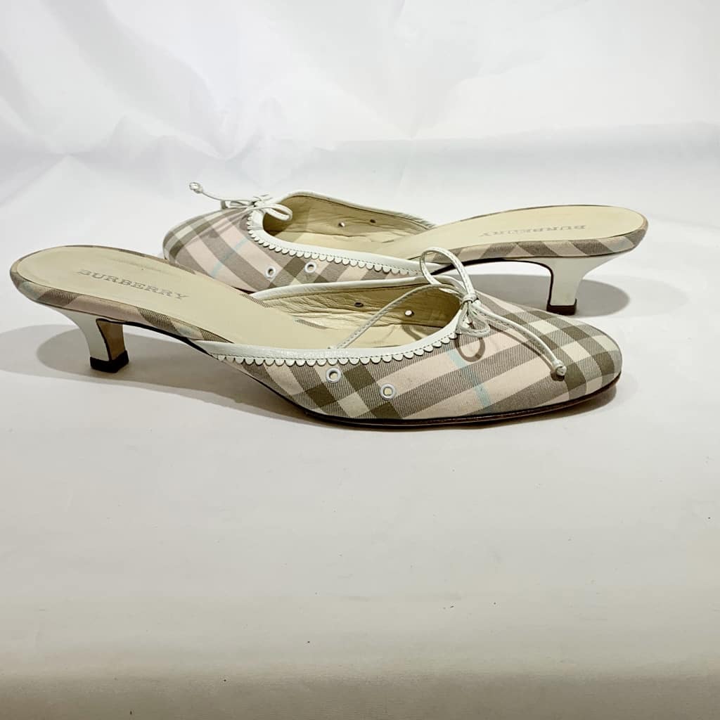 BURBERRY Kitten Heel Mules 38 - More Than You Can Imagine