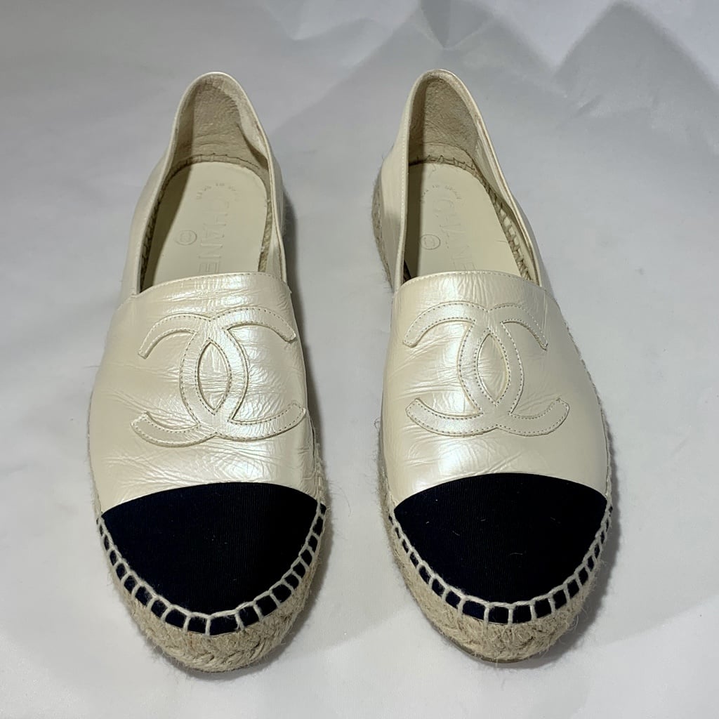 CHANEL CC Pearlized Ivory Espadrilles 36 - More Than You Can Imagine