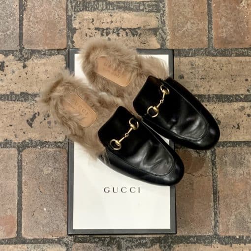 GUCCI Mens Princetown Slippers in Black