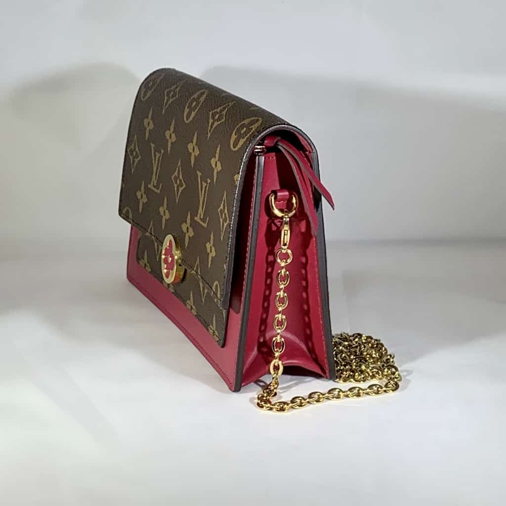 What Goes Around Comes Around Louis Vuitton Red Monogram Flore Compact