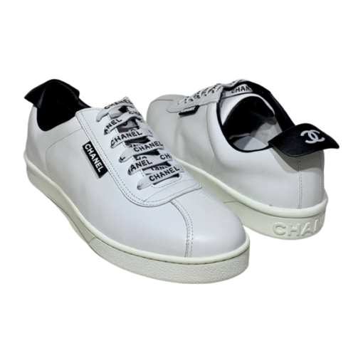 CHANEL CC Leather Sneakers in White (40.5) 3
