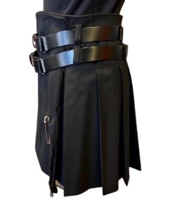BURBERRY Pleated Skirt in Black (6) 8