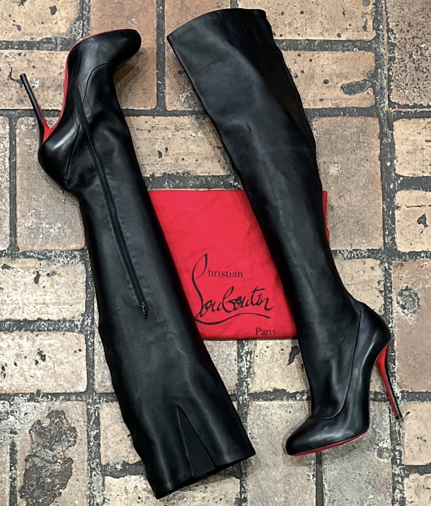 CHRISTIAN LOUBOUTIN Leather Boots in Black (37.5) - More Than You Imagine