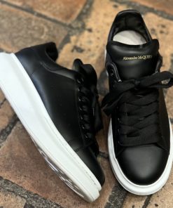ALEXANDER MCQUEEN Oversized Sneakers in Black Leather (40) 3
