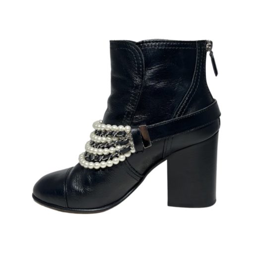 CHANEL Multistrand Booties in Black and Pearl (39.5) 4