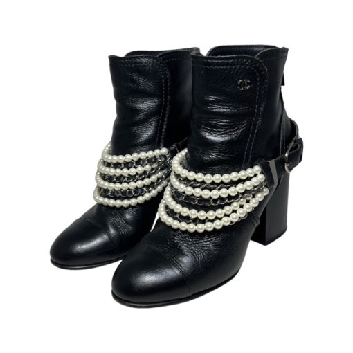 CHANEL Multistrand Booties in Black and Pearl (39.5) 6