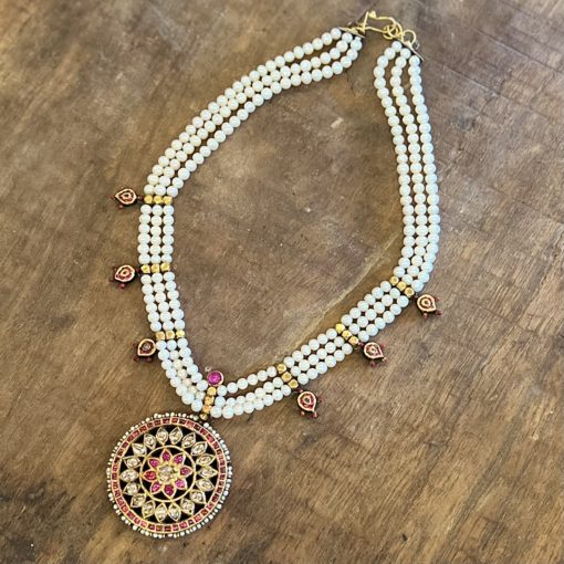Custom Pearl Diamond Pendant Necklace in 18-22k Gold 1