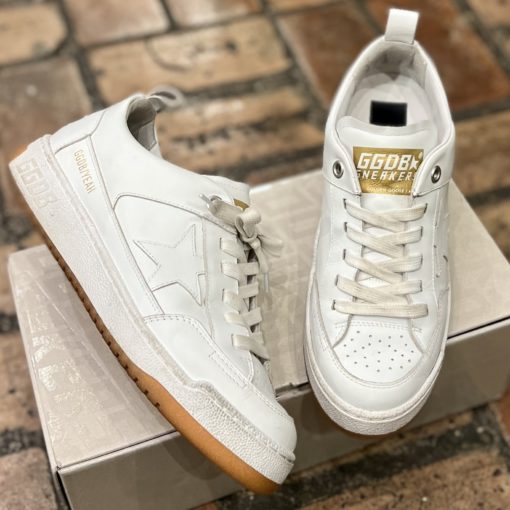 GOLDEN GOOSE YEAH Star Sneakers in White (39) 1