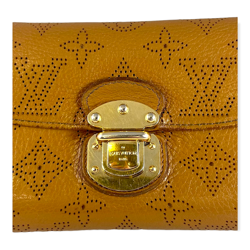 Louis Vuitton LV Shoulder Bag Yellow Mahina