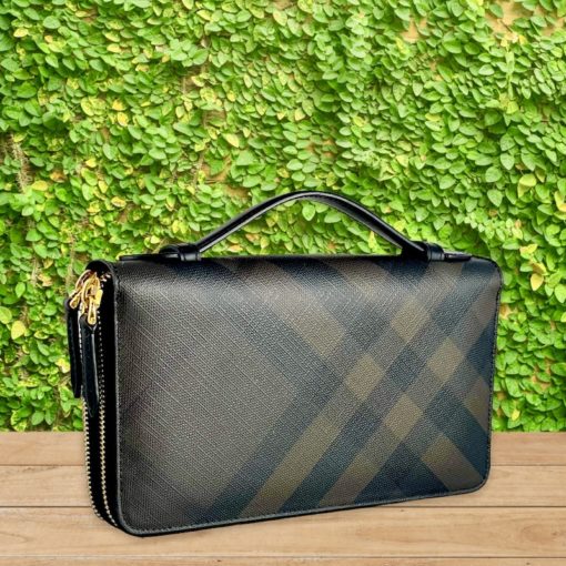 BURBERRY Reeves Wallet Clutch 1