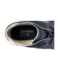 CHANEL CC Sneakers in Black 12