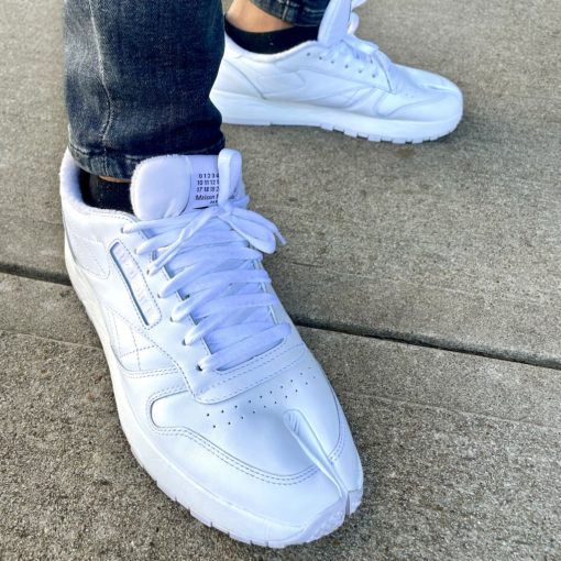 MAISON MARGIELA Reebok Sneakers in White 1