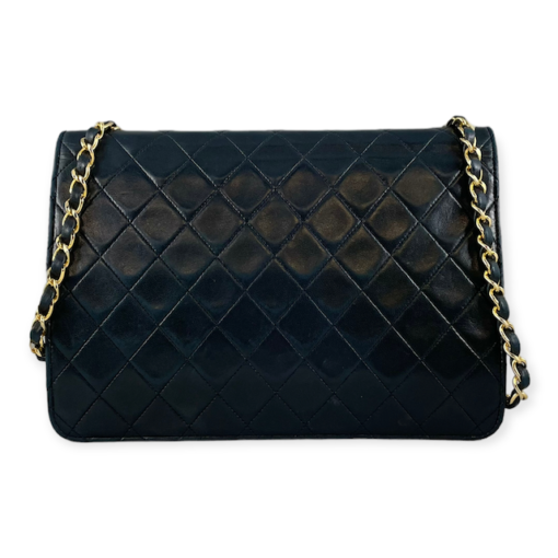Chanel Diamond Quilted Flap Shoulder Bag 5