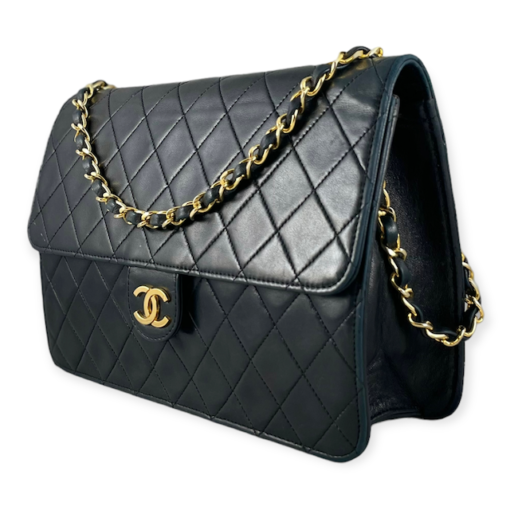 Chanel Diamond Quilted Flap Shoulder Bag 3