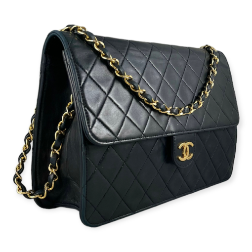 Chanel Diamond Quilted Flap Shoulder Bag 4
