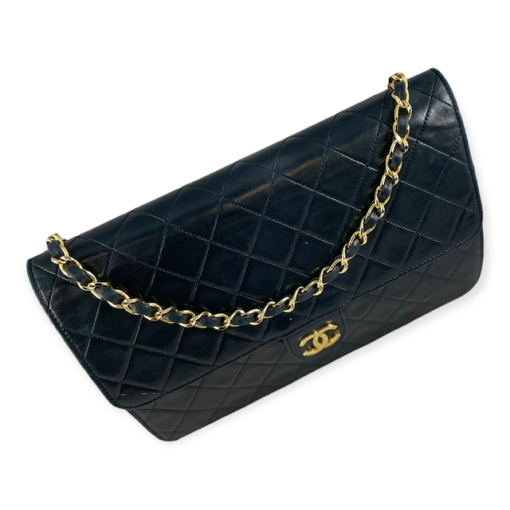 Chanel Diamond Quilted Flap Shoulder Bag 6