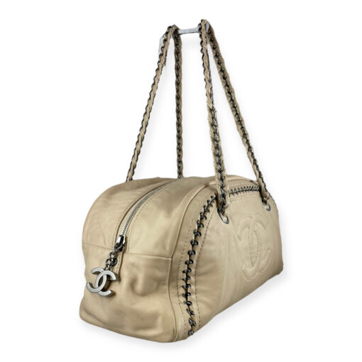 Chanel Luxe Ligne Bowling Bag in Ivory 4