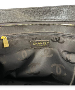 Chanel Contrast Stitch Shoulder Bag 17