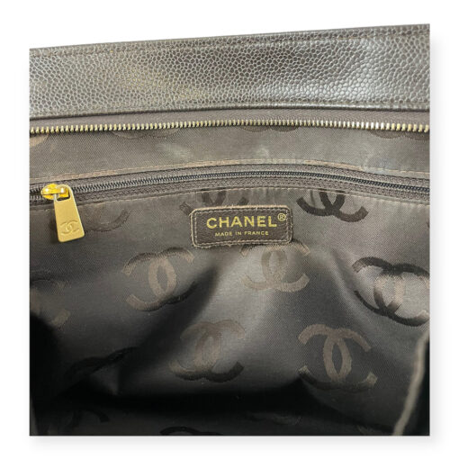 Chanel Contrast Stitch Shoulder Bag 7