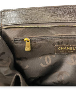 Chanel Contrast Stitch Shoulder Bag 18