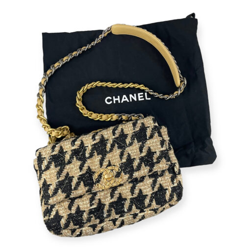 Chanel 19 Houndstooth Beige Tweed Flap Bag 11