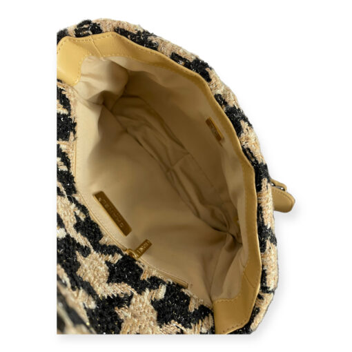 Chanel 19 Houndstooth Beige Tweed Flap Bag 10