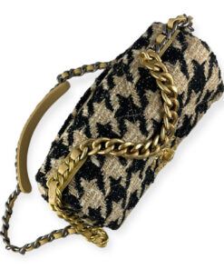 Chanel 19 Houndstooth Beige Tweed Flap Bag 17