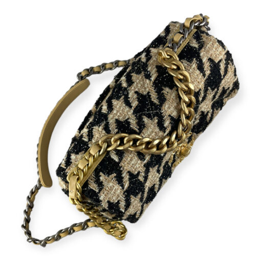 Chanel 19 Houndstooth Beige Tweed Flap Bag 6