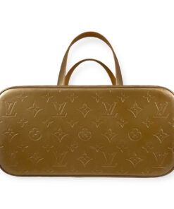 Louis Vuitton Vernis Monogram Tote in Gold 17