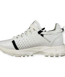 Givenchy Spectre Runner Sneakers in White & Black 37 6