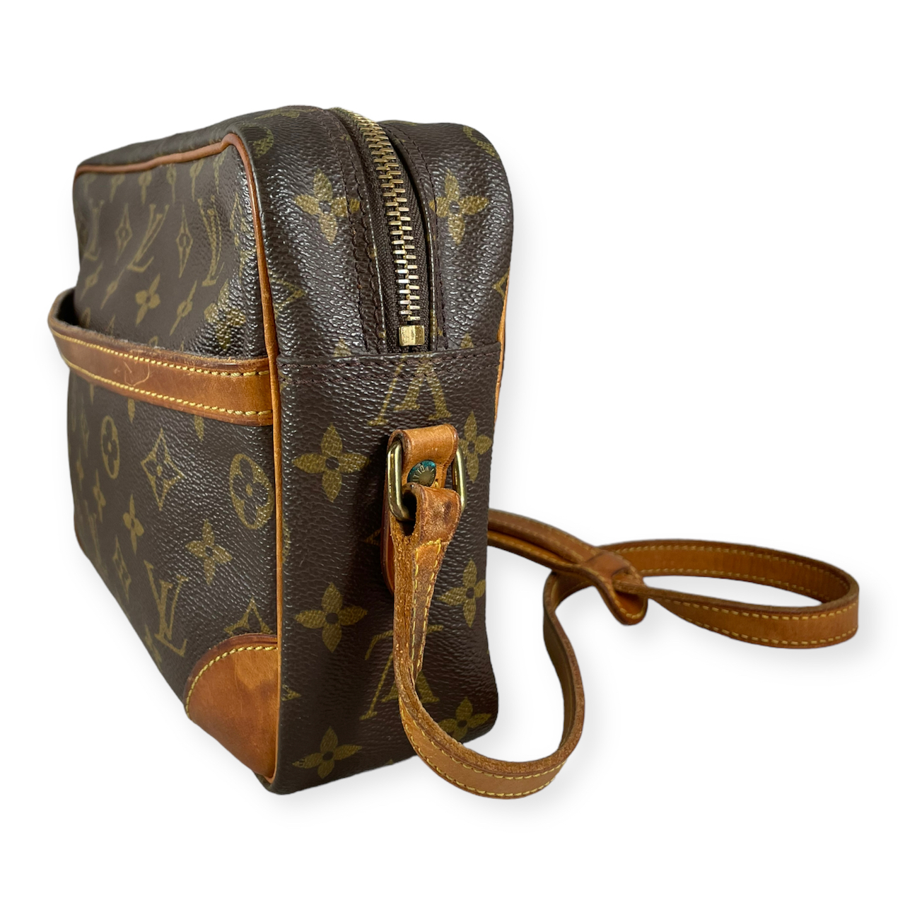 Louis Vuitton Trocadero 27 Bag (Refurbished) – Vanilla Vintage