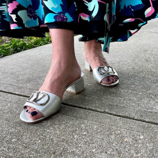 Size 40 | Valentino Vlogo Slide Sandals