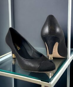 Size 40.5 | Chanel Cap Toe Pumps in Black