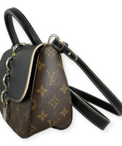 Louis Vuitton Chain It Top Handle Shoulder Bag 20
