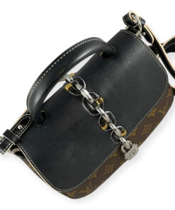 Louis Vuitton Chain It Top Handle Shoulder Bag 23