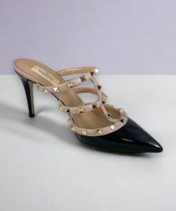 Size 40 | Valentino Rockstud Mules in Black & Nude