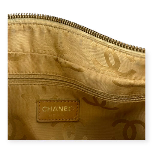 Chanel Wood Link Shoulder Bag in Beige 8