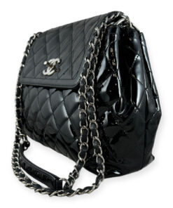 Chanel Accordion Flap Bag in Black 11