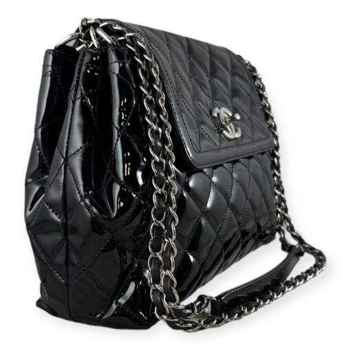 Chanel Accordion Flap Bag in Black 3