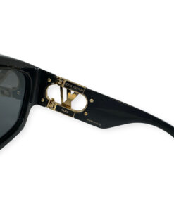 Louis Vuitton LV Link Square Sunglasses in Black 15