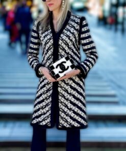 Size 42 | Chanel Mink Trim Strass Coat in Black & White