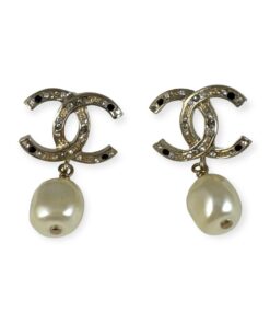 Chanel CC Pearl Drop Earrings in Gold 7
