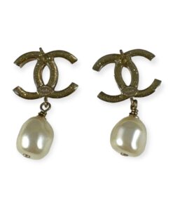 Chanel CC Pearl Drop Earrings in Gold 10