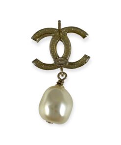 Chanel CC Pearl Drop Earrings in Gold 11