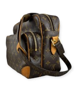 Louis Vuitton Nile Crossbody Bag Monogram 12