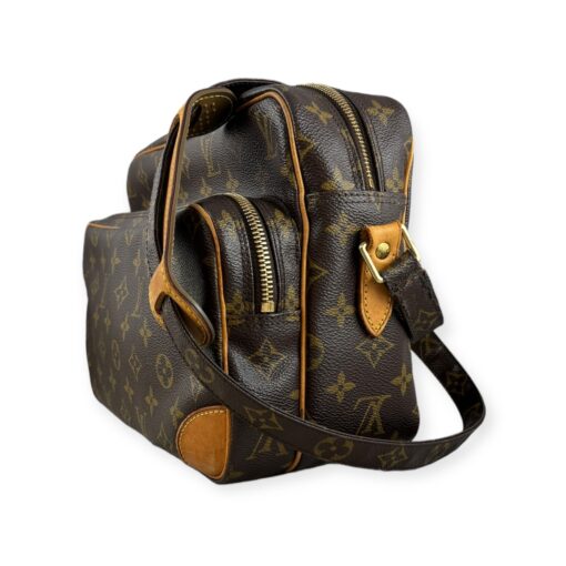 Louis Vuitton Nile Crossbody Bag Monogram 2