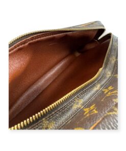 Louis Vuitton Nile Crossbody Bag Monogram 18