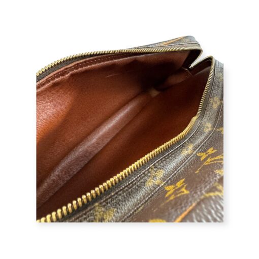Louis Vuitton Nile Crossbody Bag Monogram 8